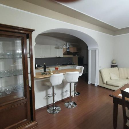Casa Vacanze 아리아노이르피노 외부 사진
