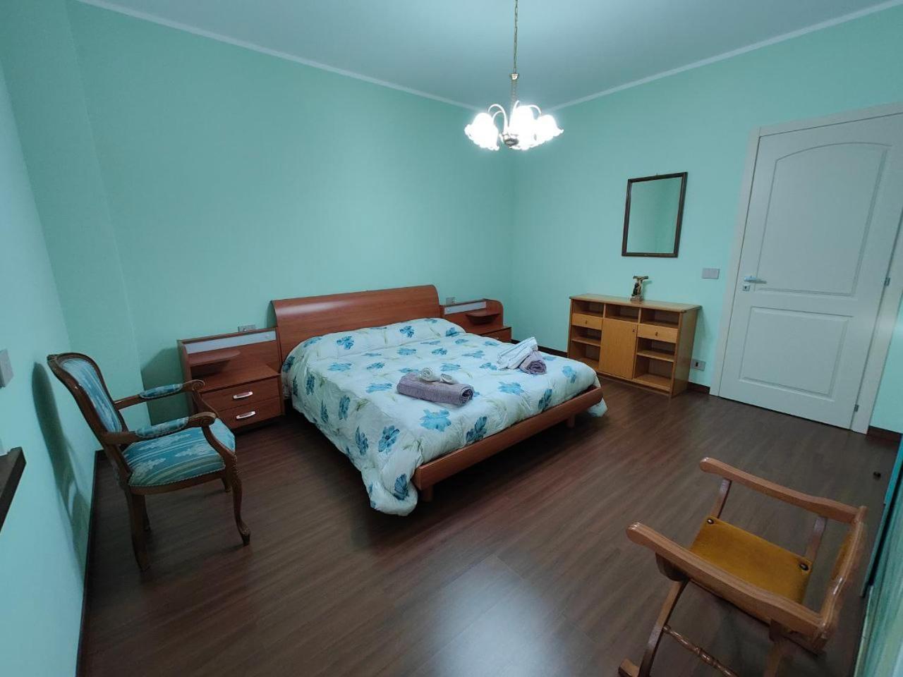 Casa Vacanze 아리아노이르피노 외부 사진