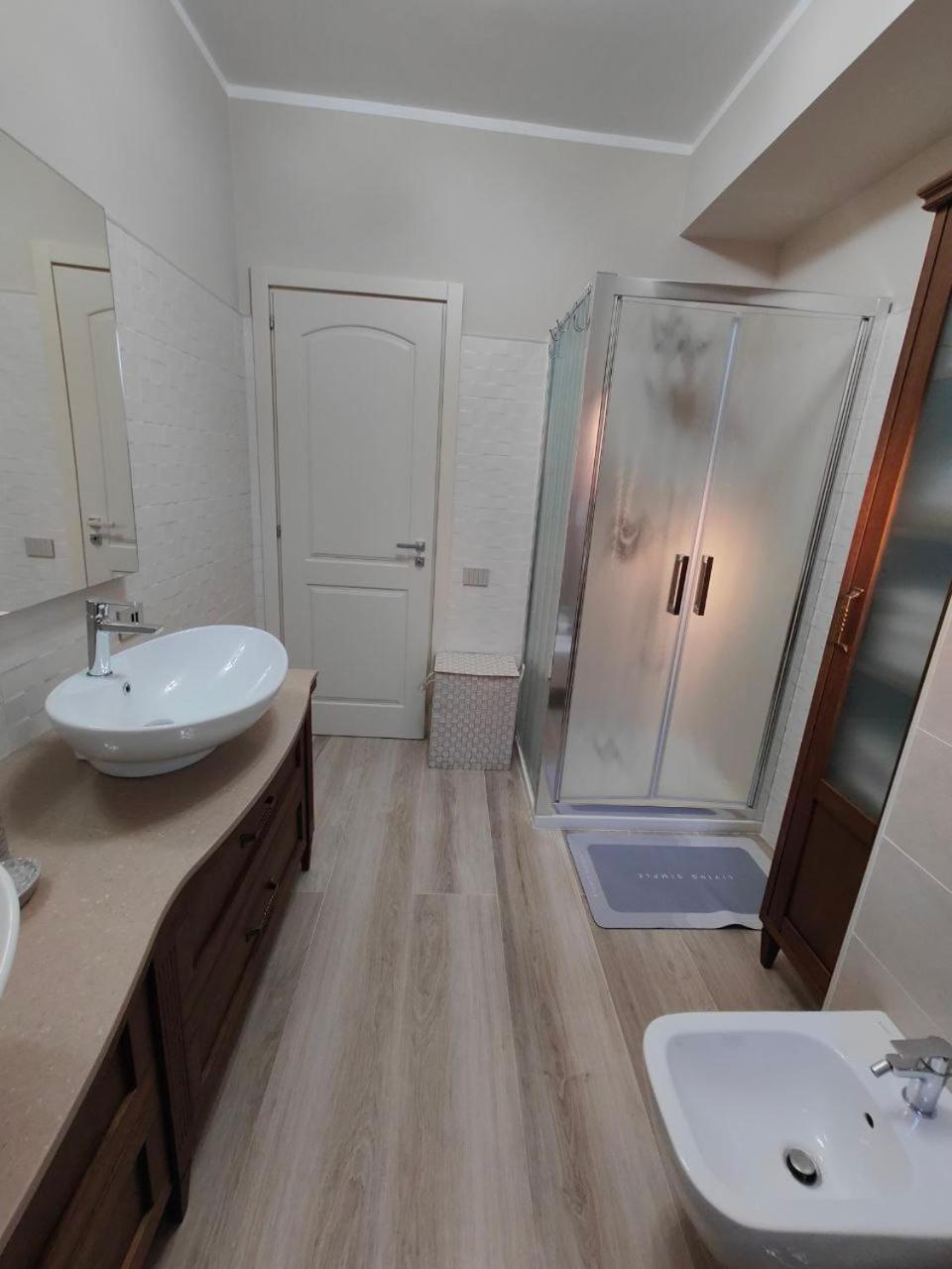 Casa Vacanze 아리아노이르피노 외부 사진
